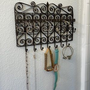 Rustic like jewelry holder!